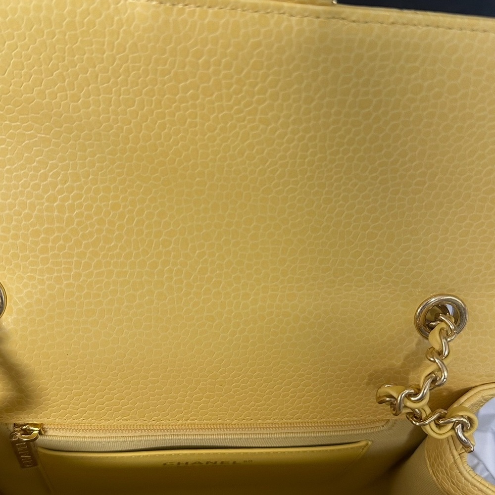 CHANEL Quilted Flap Shoulder Bag in Yellow with Gold Hardware - Picture 6 of 7